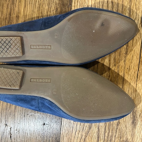 Talbots blue suede nailhead loafer in great shape - Picture 4 of 4
